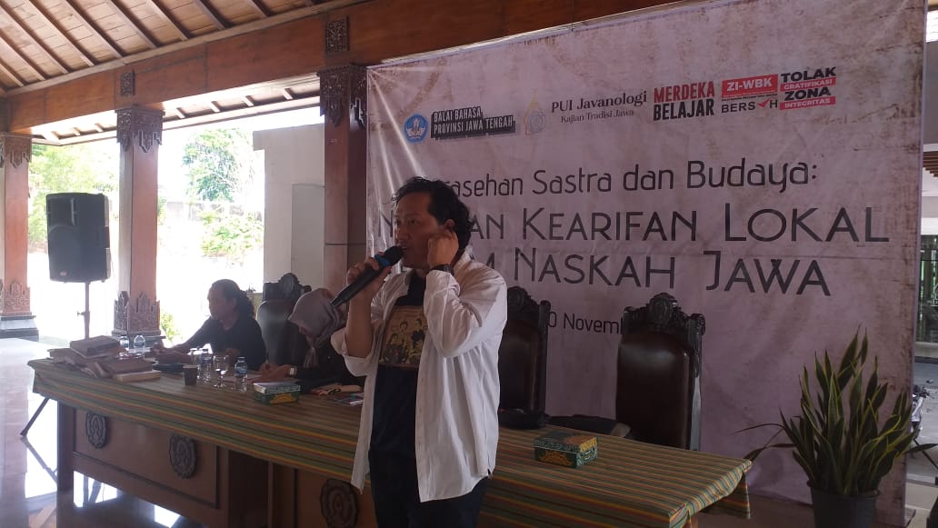 Mencari Nilai dan Kearifan Lokal dalam Naskah Naskah Jawa